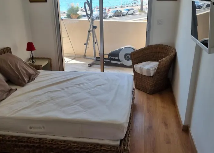 Apartamento Les Pieds Dans L'eau Pour 6 Personnes à Saint-raphaël Saint-Raphaël