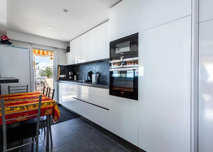 Les Pieds Dans L'eau Pour 6 Personnes à Saint-raphaël * Saint-Raphaël