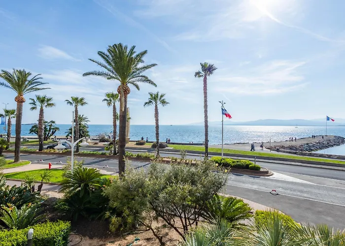 Les Pieds Dans L'eau Pour 6 Personnes A Saint-raphael Apartment Saint-Raphaël
